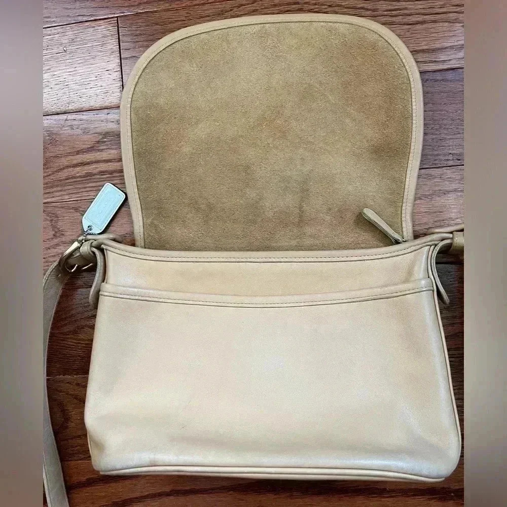 Coach Vintage Leather  Flap Crossbody Bag - Picture 11 of 14